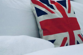 Luxury Suites near Wembley Stadium, Wembley Arena, London Designer Outlet